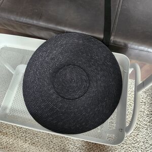 1700 straw hat